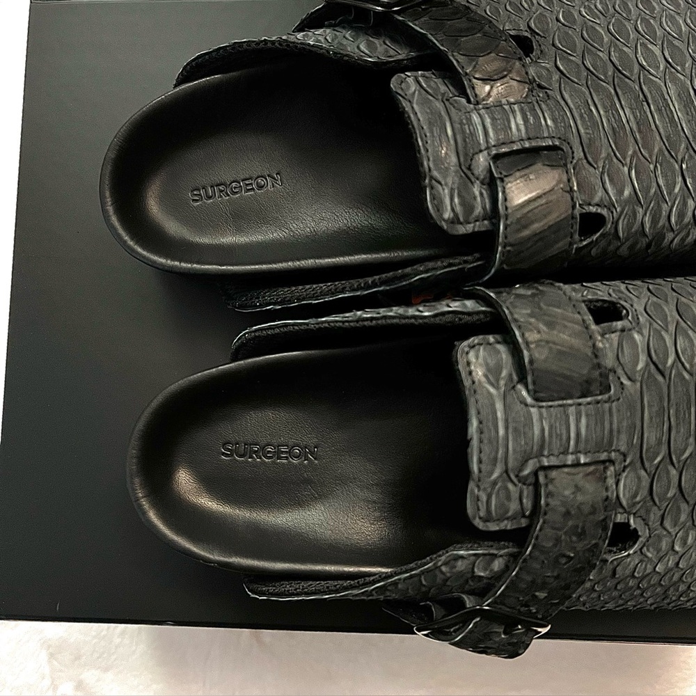 The Shoe Surgeon Luxe Mule Matte Black Python Size M 10 W 11.5 New In Box - Picture 9 of 14